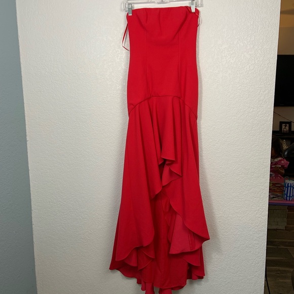 BCBGMaxAzria Dresses & Skirts - BCBG Red Strapless High Low Ruffled Dress Size 2